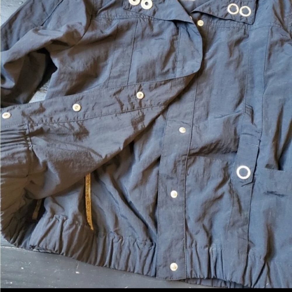 Old Navy Lightweight Jacket - Picture 6 of 9